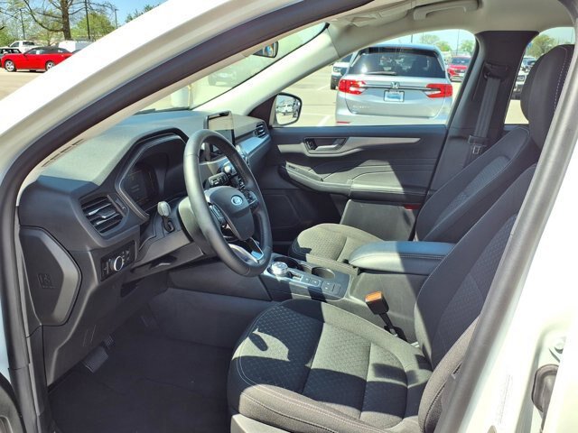 Certified 2023 Ford Escape Active AWD/4WD image 23