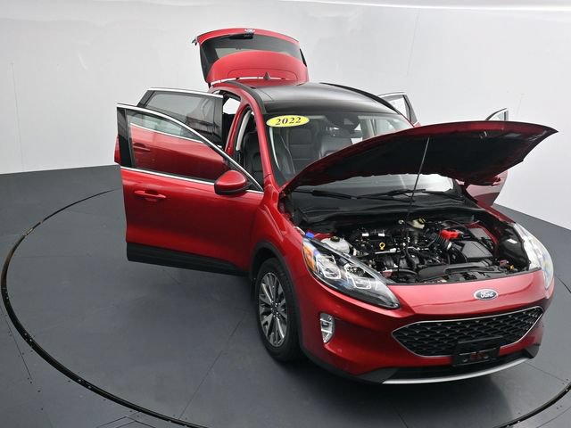 Certified 2022 Ford Escape Titanium w/ Class II Trailer Tow Package AWD/4WD image 37