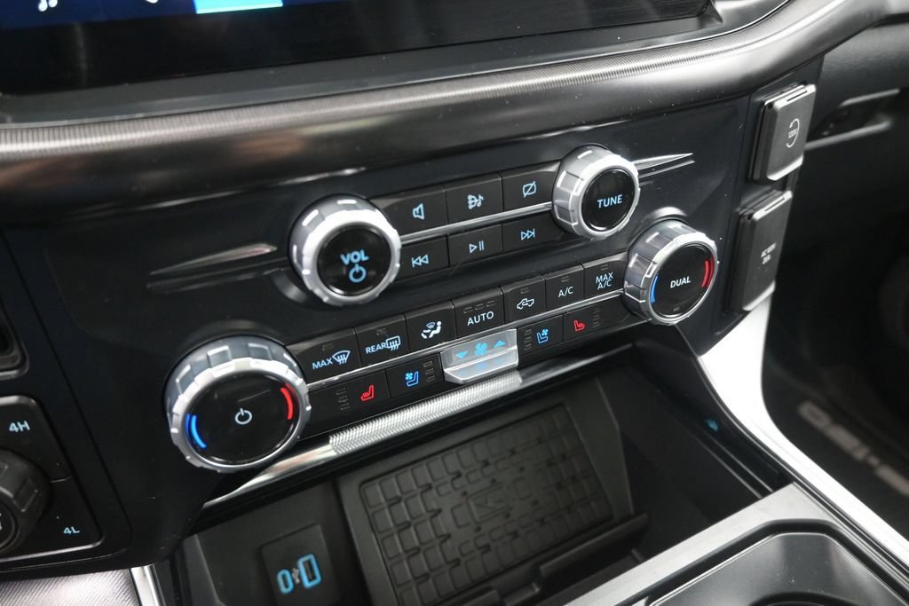 Certified 2023 Ford F150 Platinum w/ Equipment Group 701A High AWD/4WD image 17
