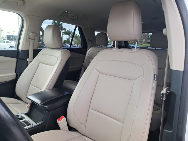 Certified 2020 Ford Explorer XLT w/ Equipment Group 202A image 21