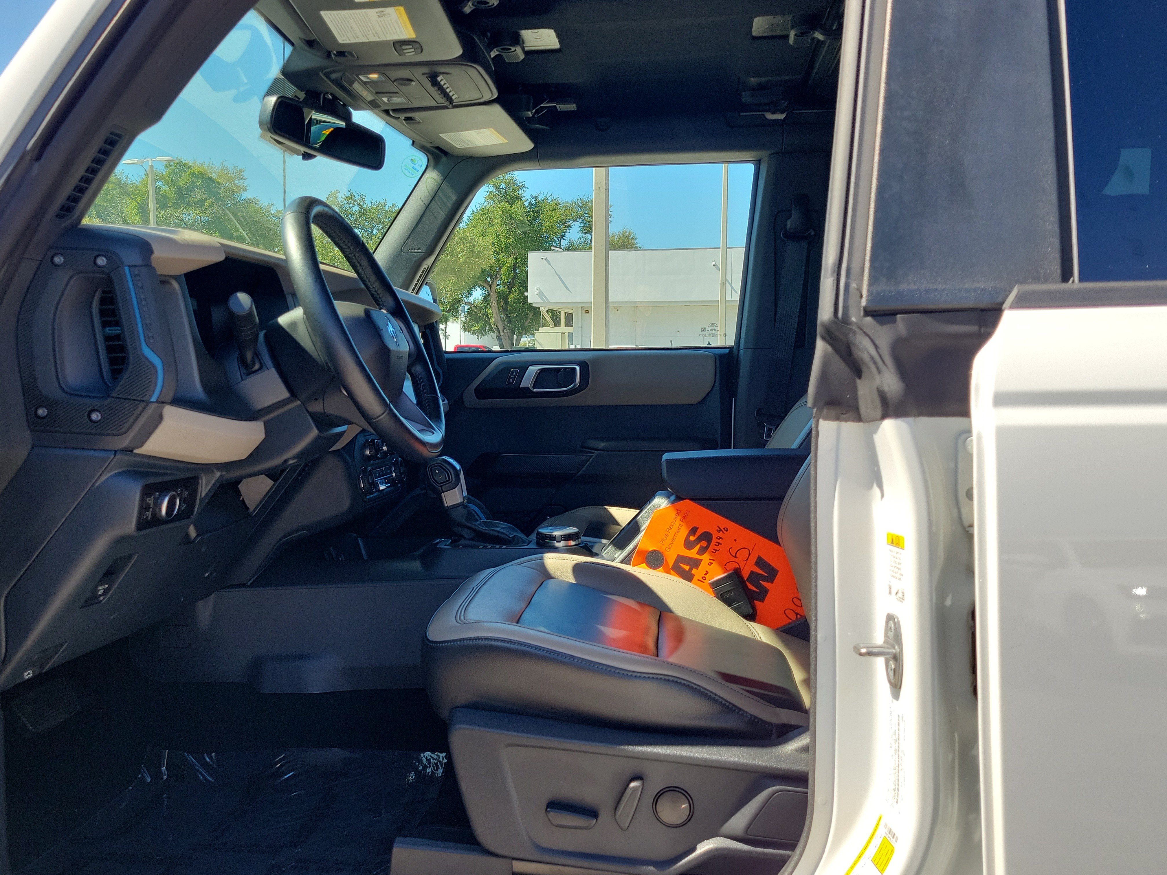 Certified 2024 Ford Bronco Wildtrak AWD/4WD image 20