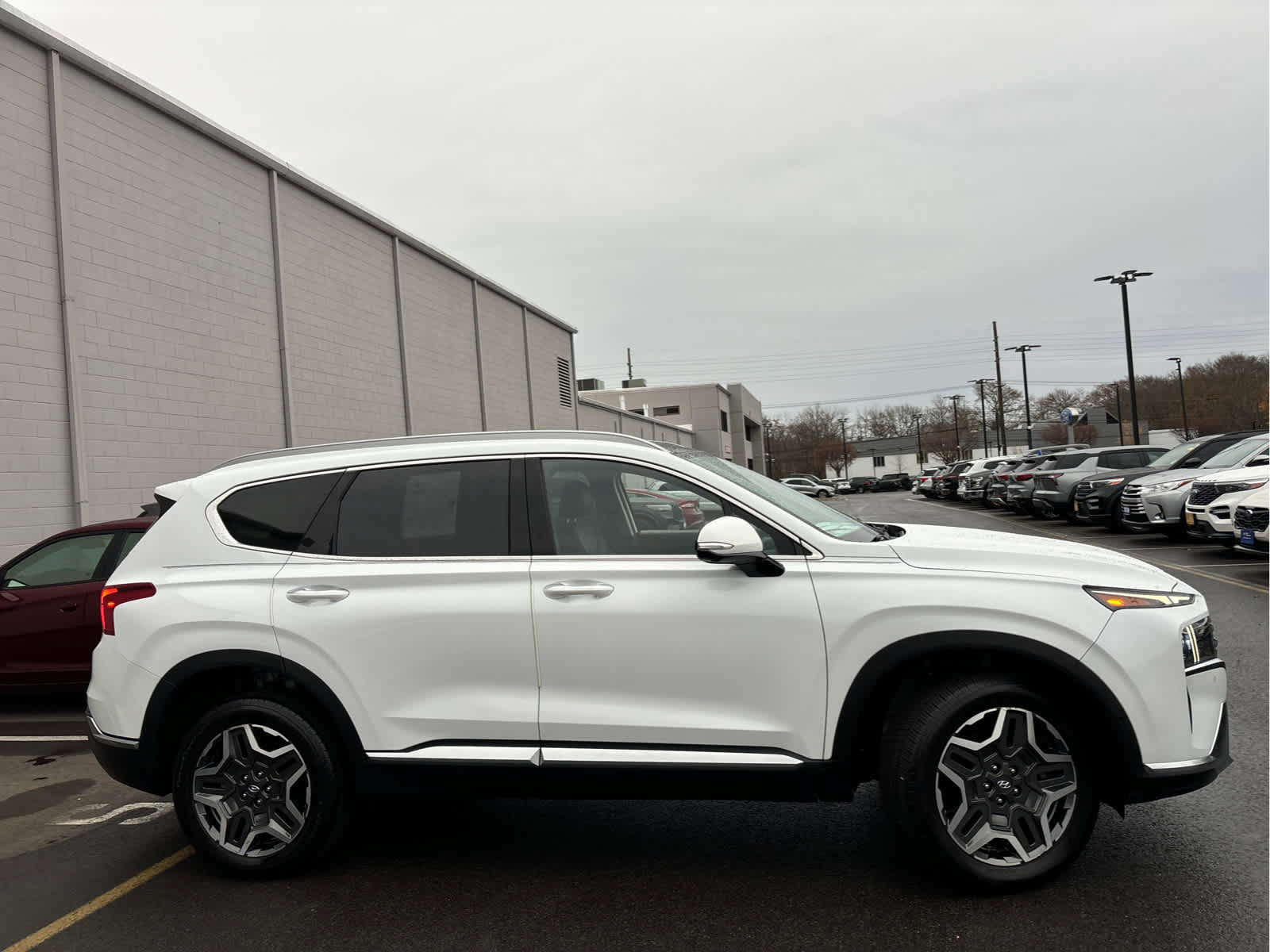 Used 2022 Hyundai Santa Fe Limited image 3