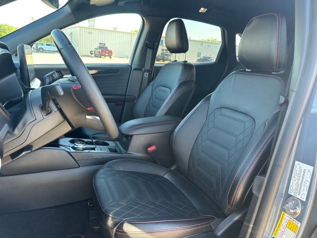 Certified 2023 Ford Escape ST-Line Elite w/ Premium Technology Package AWD/4WD image 22