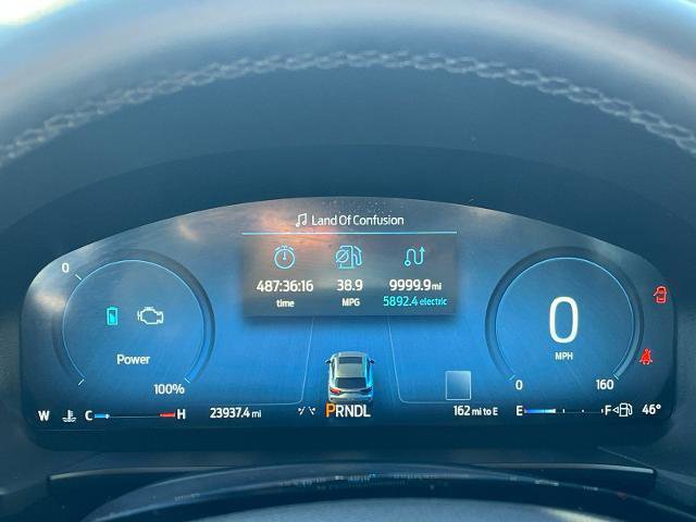 Certified 2025 Ford Escape Platinum w/ Premium Technology Package image 29