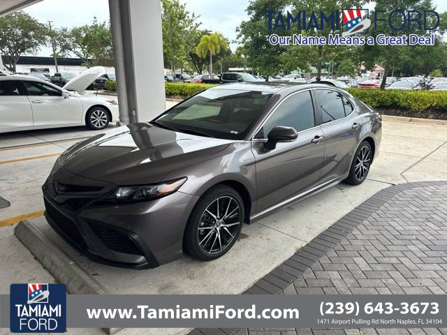 Used 2023 Toyota Camry SE