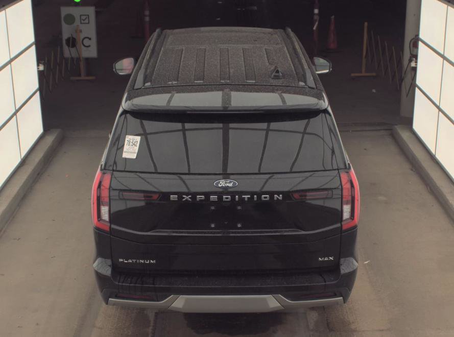 Certified 2025 Ford Expedition Max Platinum image 15