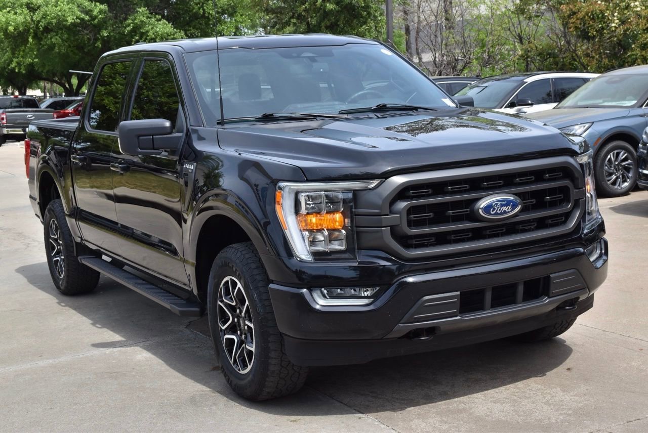 Certified 2023 Ford F150 XLT w/ Equipment Group 302A High image 11