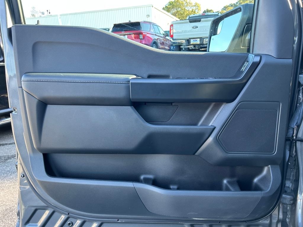 Certified 2022 Ford F150 XL w/ STX Appearance Package image 9