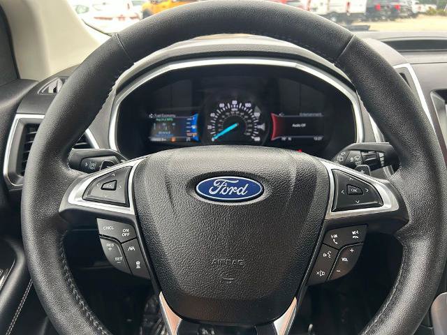Certified 2020 Ford Edge Titanium w/ Class II Trailer Tow Package AWD/4WD image 16