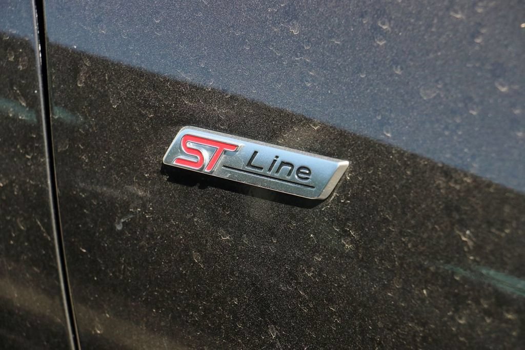 Certified 2025 Ford Escape ST-Line FWD image 6