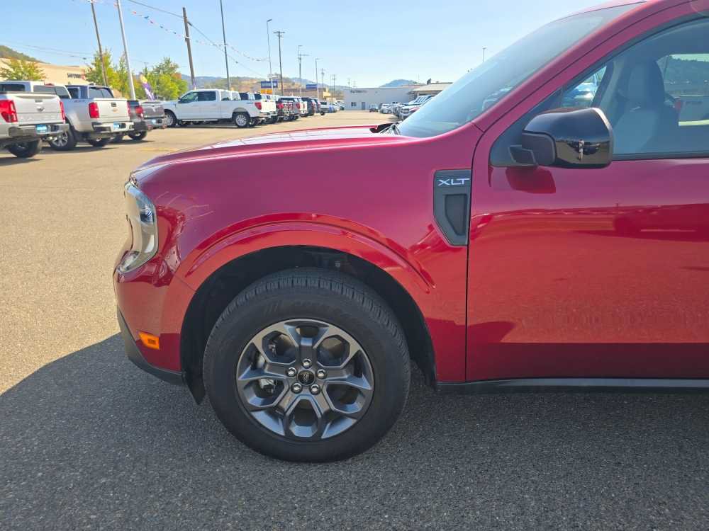 Certified 2025 Ford Maverick XLT w/ XLT Luxury Package FWD image 6