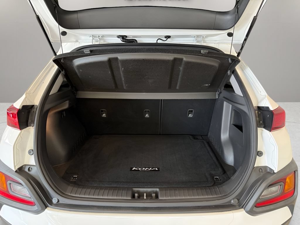 Used 2021 Hyundai Kona SE w/ Cargo Package AWD/4WD image 9