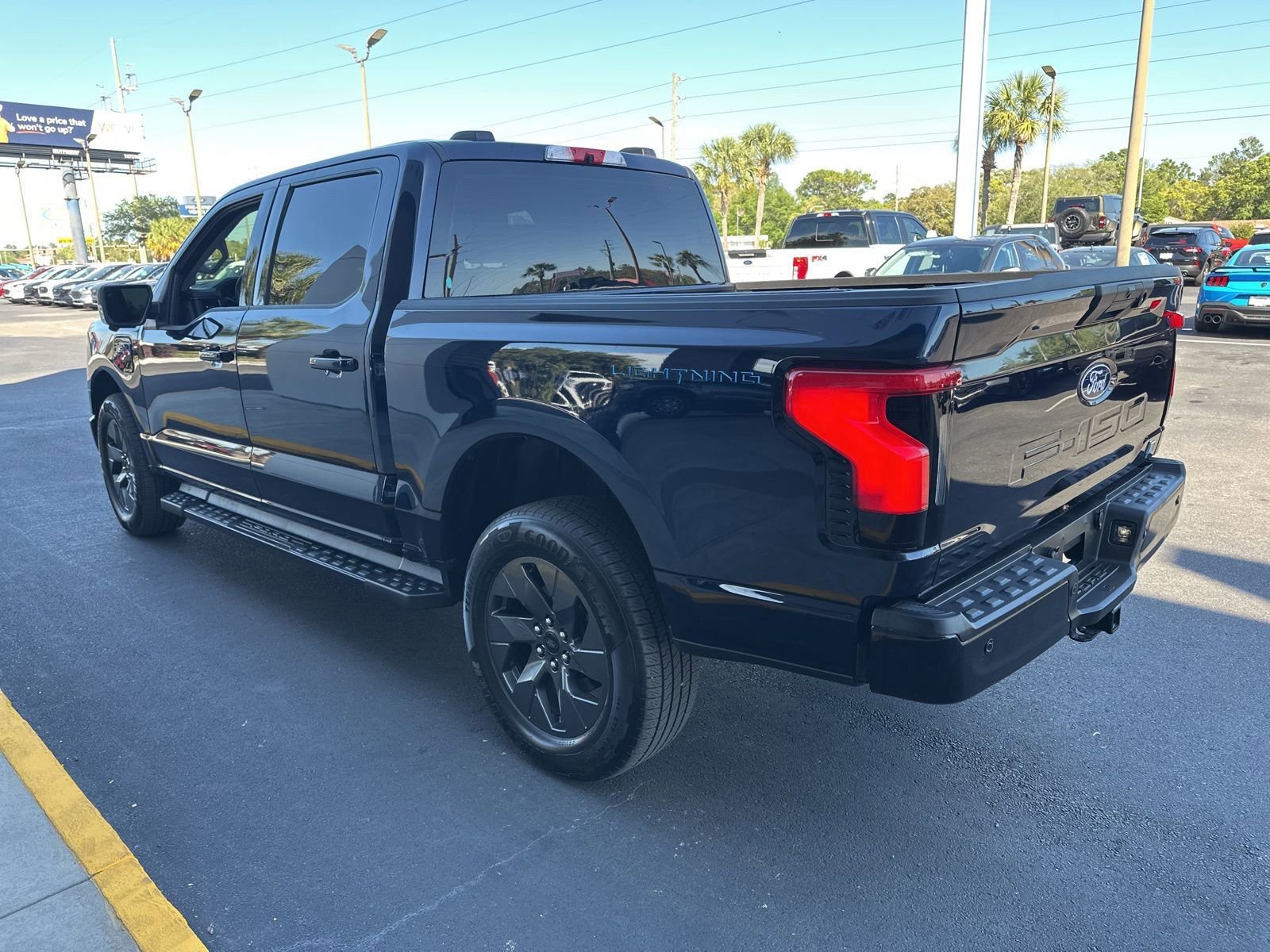 Certified 2025 Ford F150 Lightning Flash AWD/4WD image 6