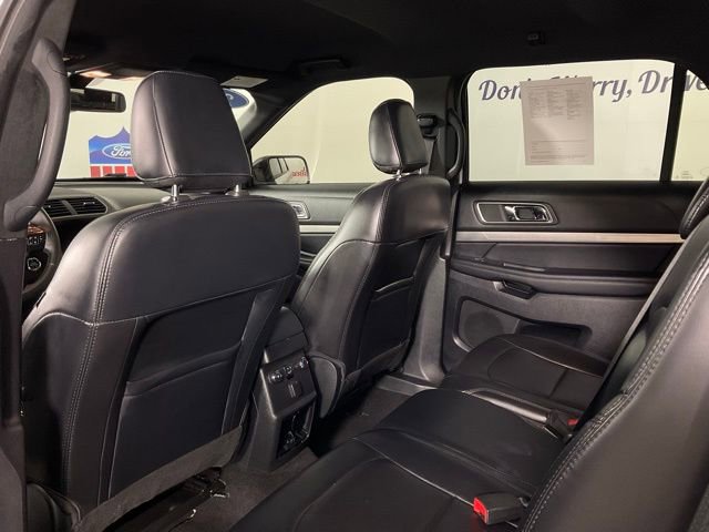 Certified 2019 Ford Explorer XLT w/ Equipment Group 202A image 15