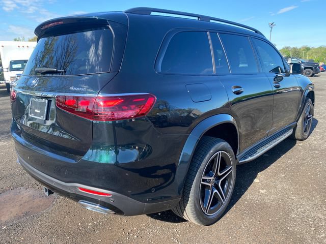 Used 2024 Mercedes-Benz GLS 450 4MATIC image 7