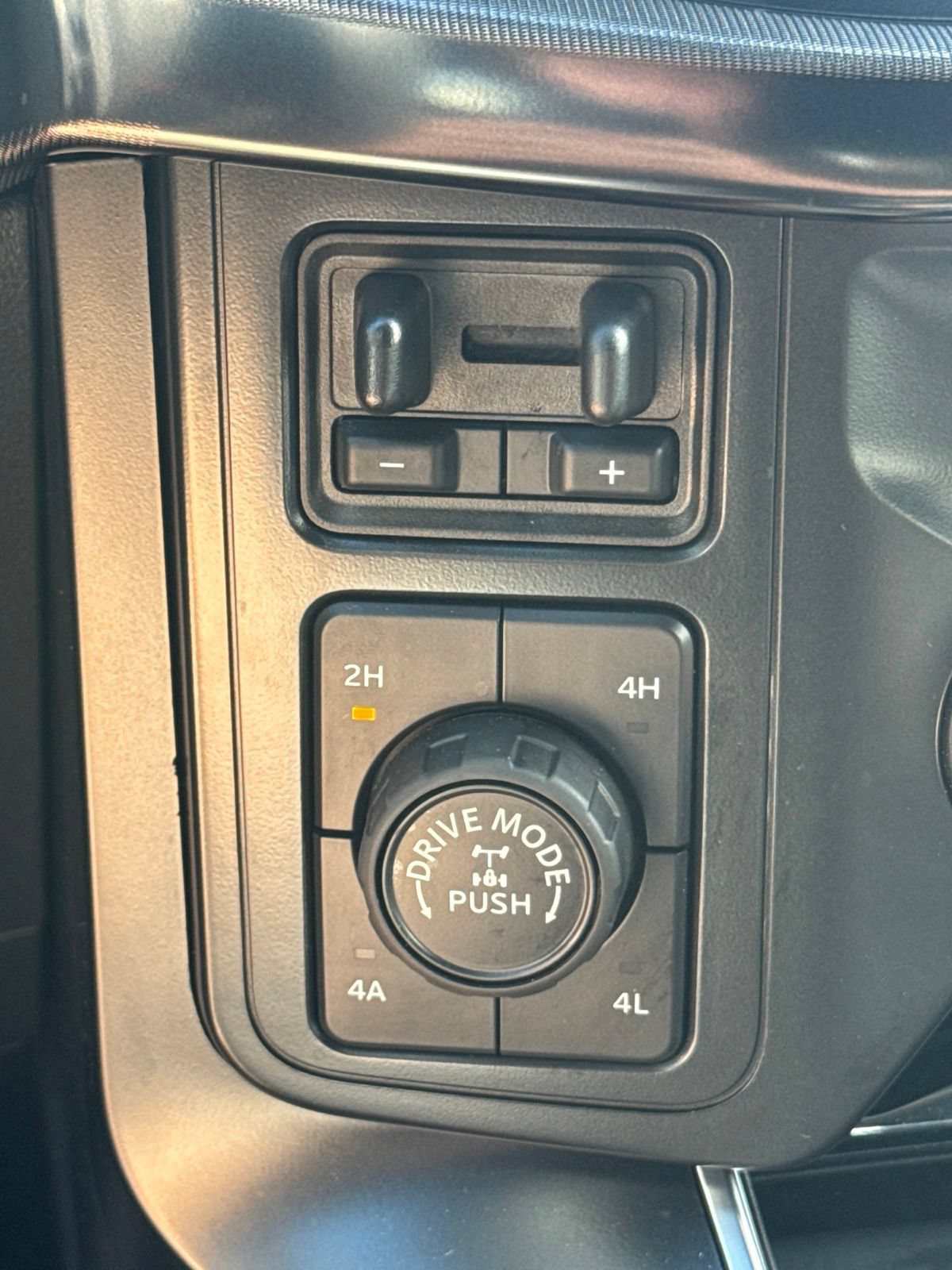 Certified 2024 Ford F150 Raptor AWD/4WD image 31