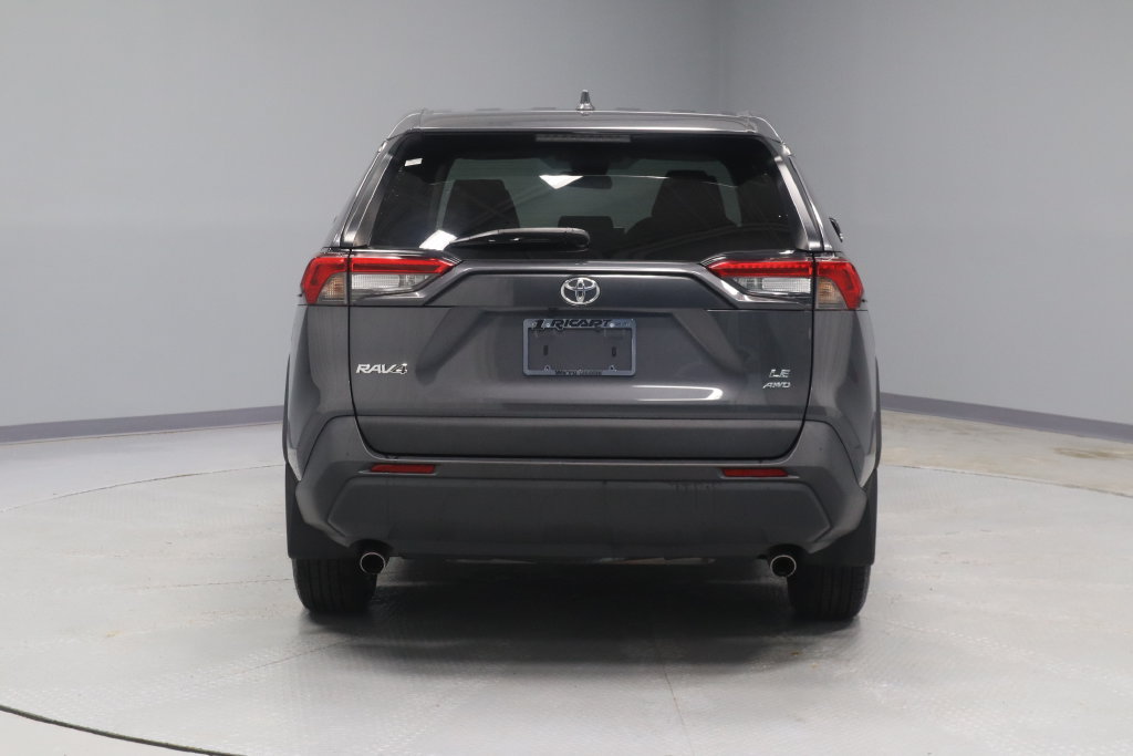 Used 2022 Toyota RAV4 LE AWD/4WD image 6