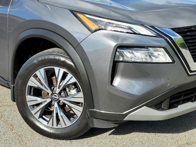 Used 2023 Nissan Rogue SV FWD image 9