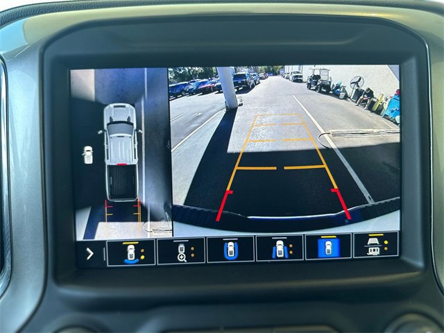 Used 2022 Chevrolet Silverado 2500 LTZ w/ LTZ Convenience Package image 18