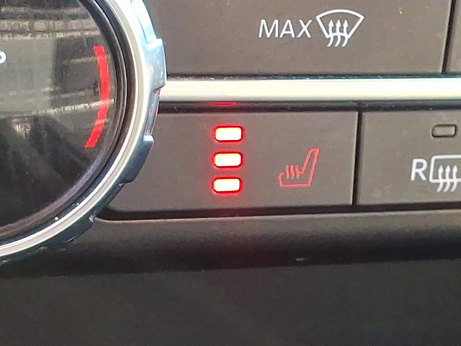 Certified 2021 Ford F150 XLT w/ Equipment Group 302A High image 24