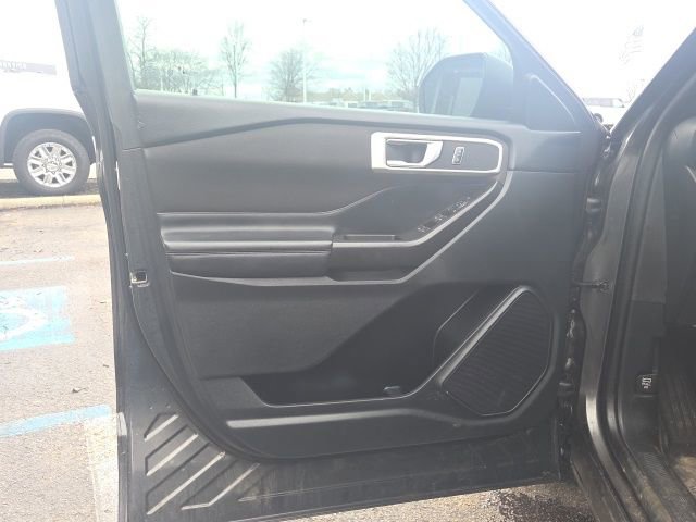 Certified 2020 Ford Explorer XLT image 20