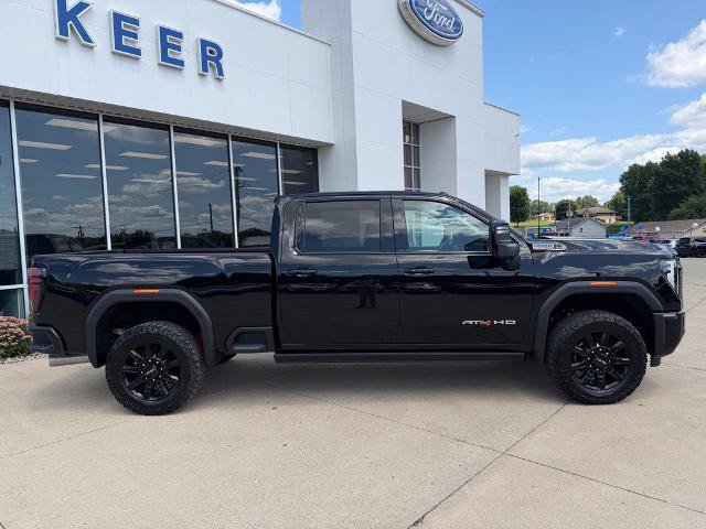 Used 2026 GMC Sierra 2500 AT4 w/ AT4 Premium Plus Package AWD/4WD image 9