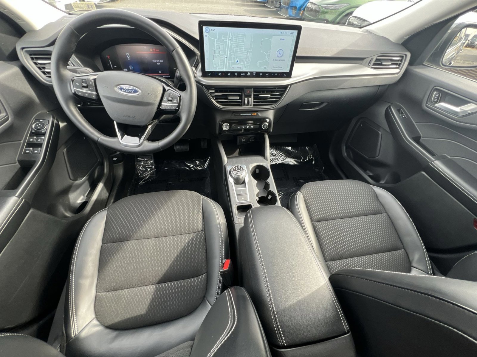 Certified 2025 Ford Escape SE image 23
