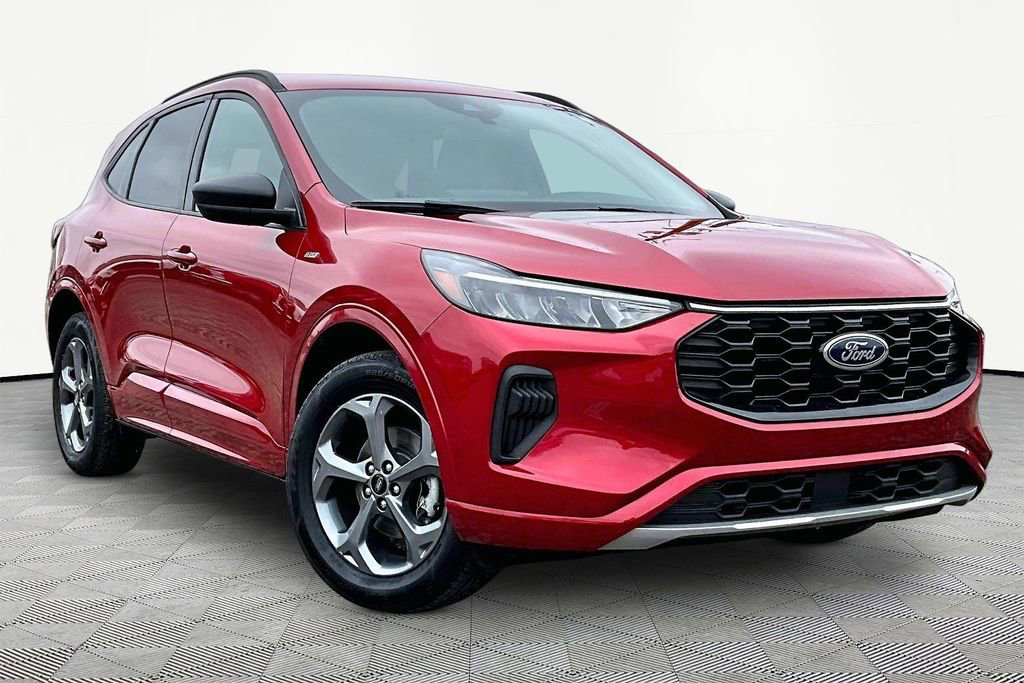 Certified 2023 Ford Escape ST-Line w/ Tech Pack #1 image 5