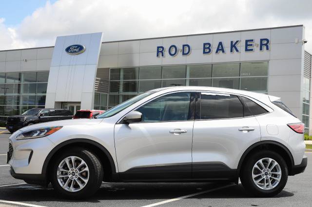Certified 2020 Ford Escape SE FWD image 3