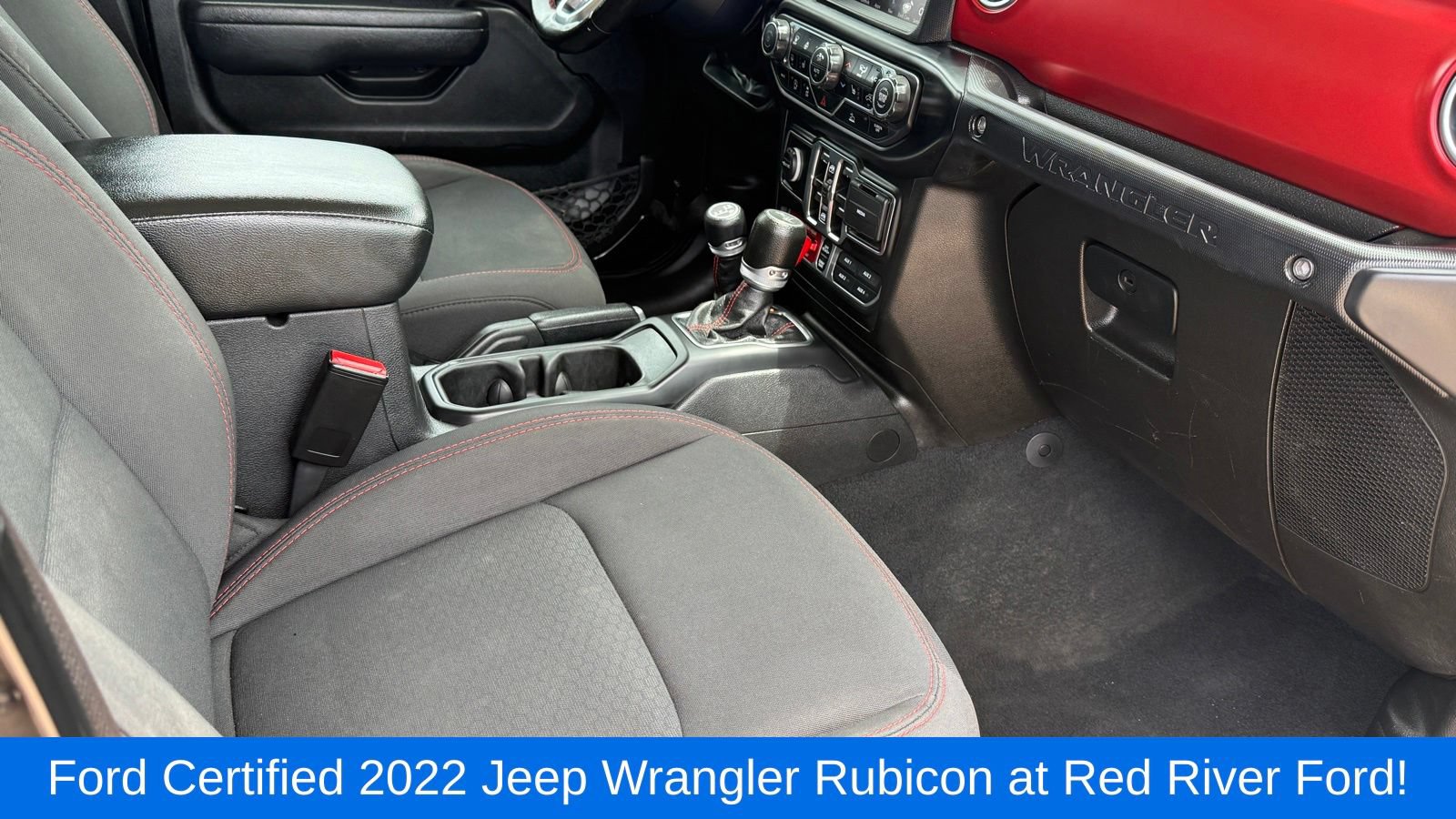 Used 2022 Jeep Wrangler Unlimited Rubicon w/ Cold Weather Group AWD/4WD image 17