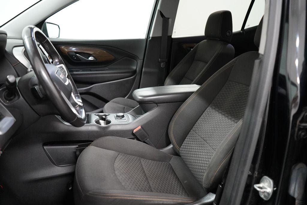 Used 2020 GMC Terrain SLE FWD image 14