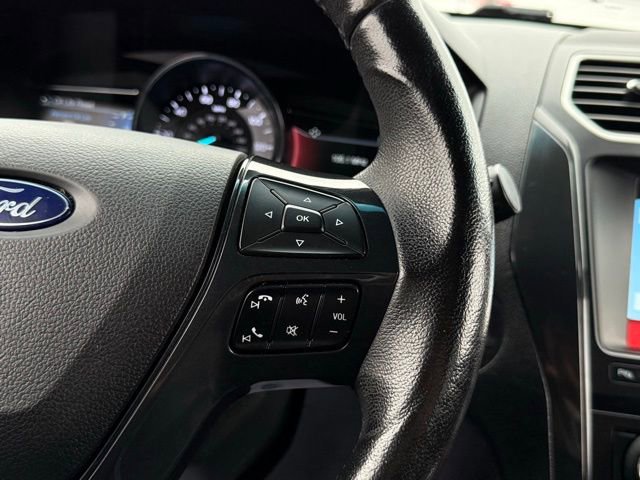 Certified 2017 Ford Explorer XLT w/ Equipment Group 202A image 20