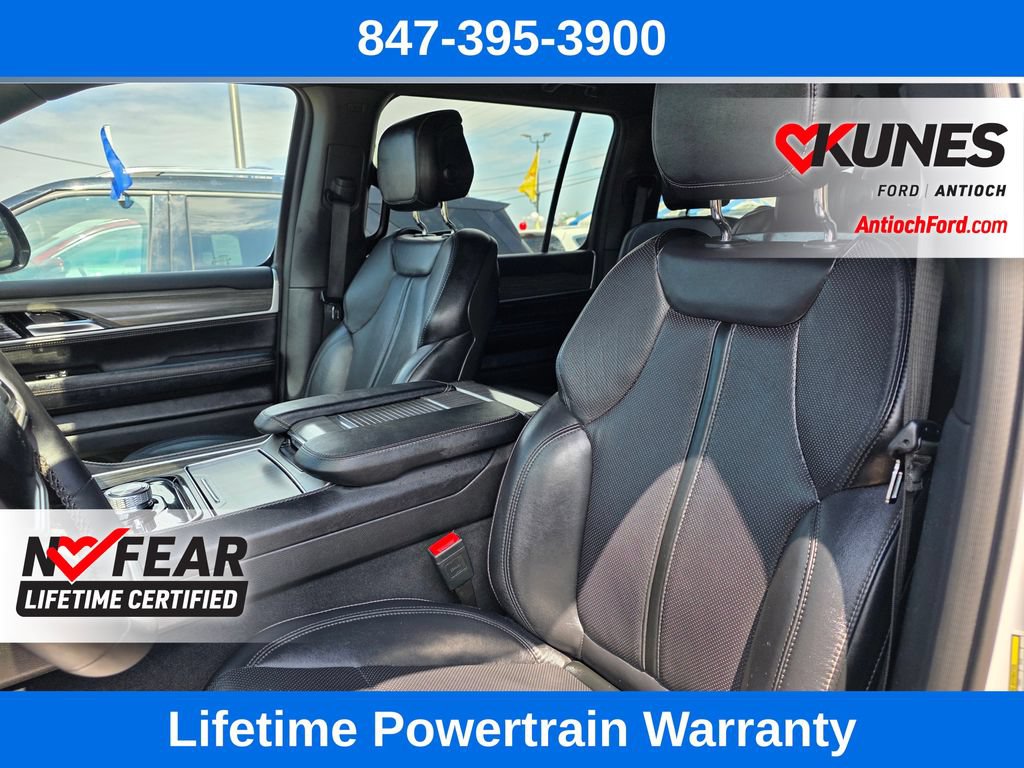 Used 2024 Jeep Wagoneer L Series II w/ Flexible Seating Group AWD/4WD image 21