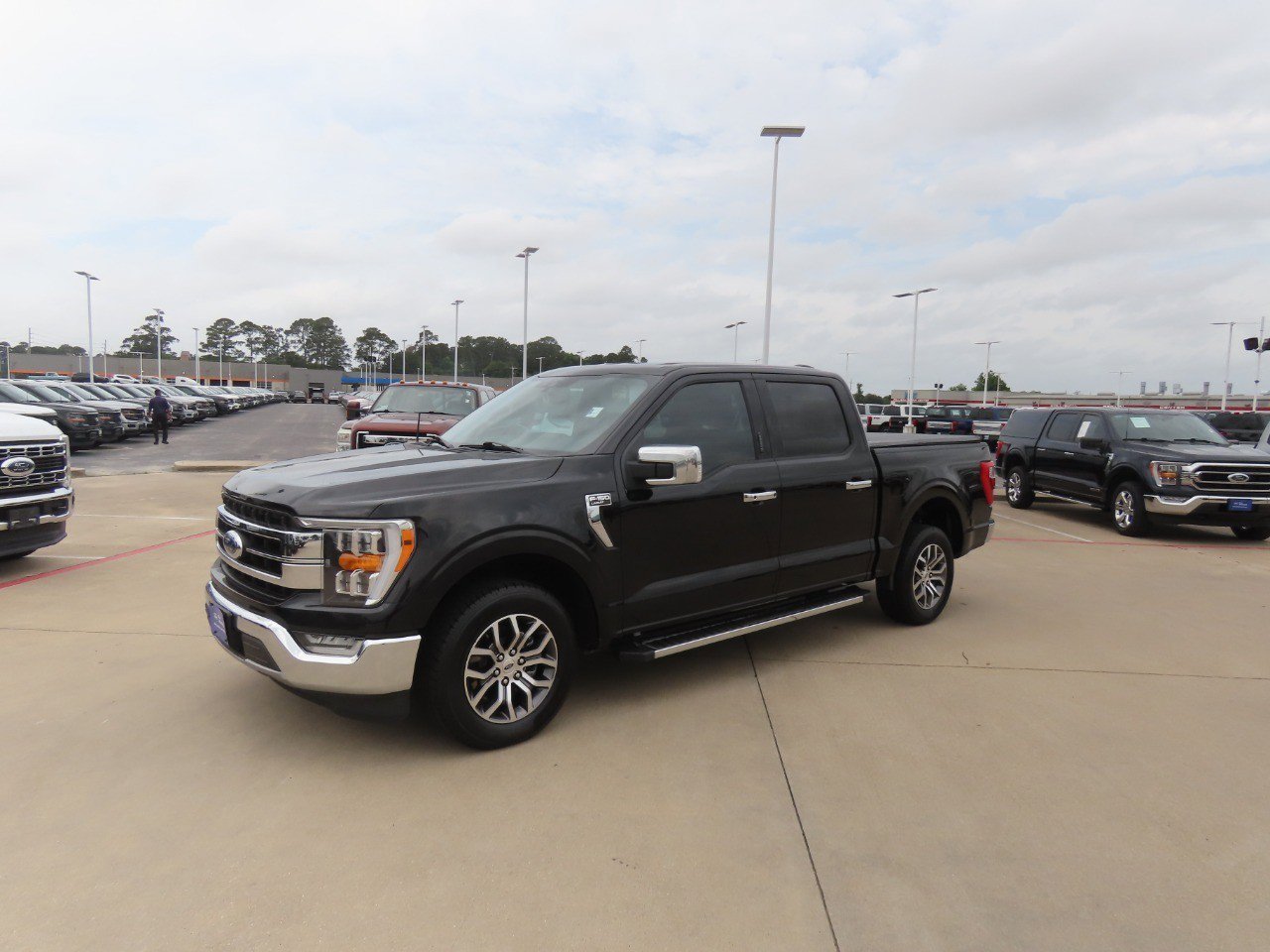 Certified 2021 Ford F150 Lariat RWD image 2