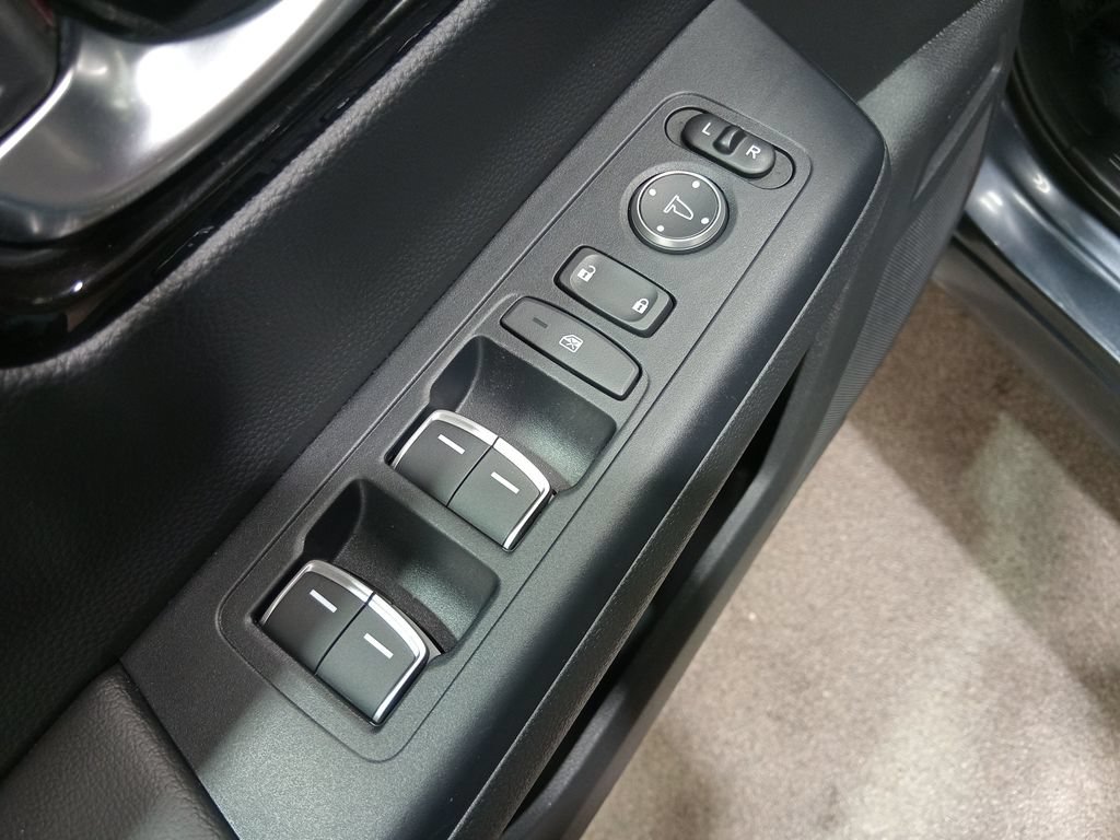 Used 2024 Honda CR-V EX-L image 18