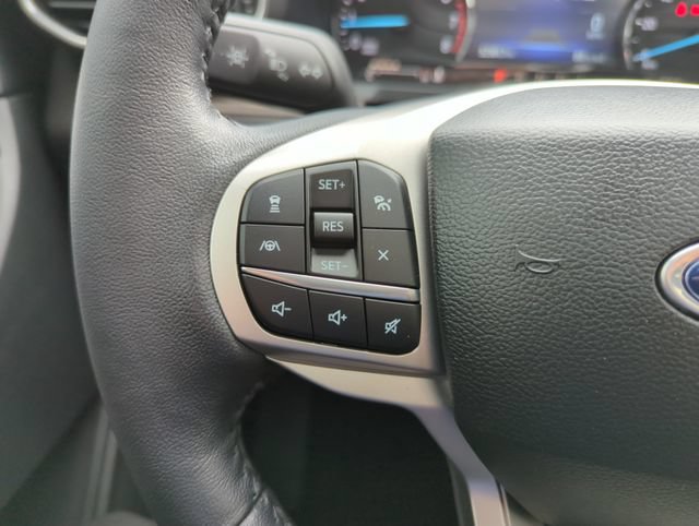 Certified 2023 Ford Explorer Limited w/ Limited Technology Package AWD/4WD image 38