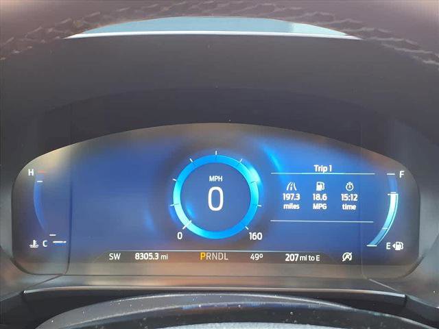 Certified 2022 Ford Escape Titanium w/ Class II Trailer Tow Package image 24