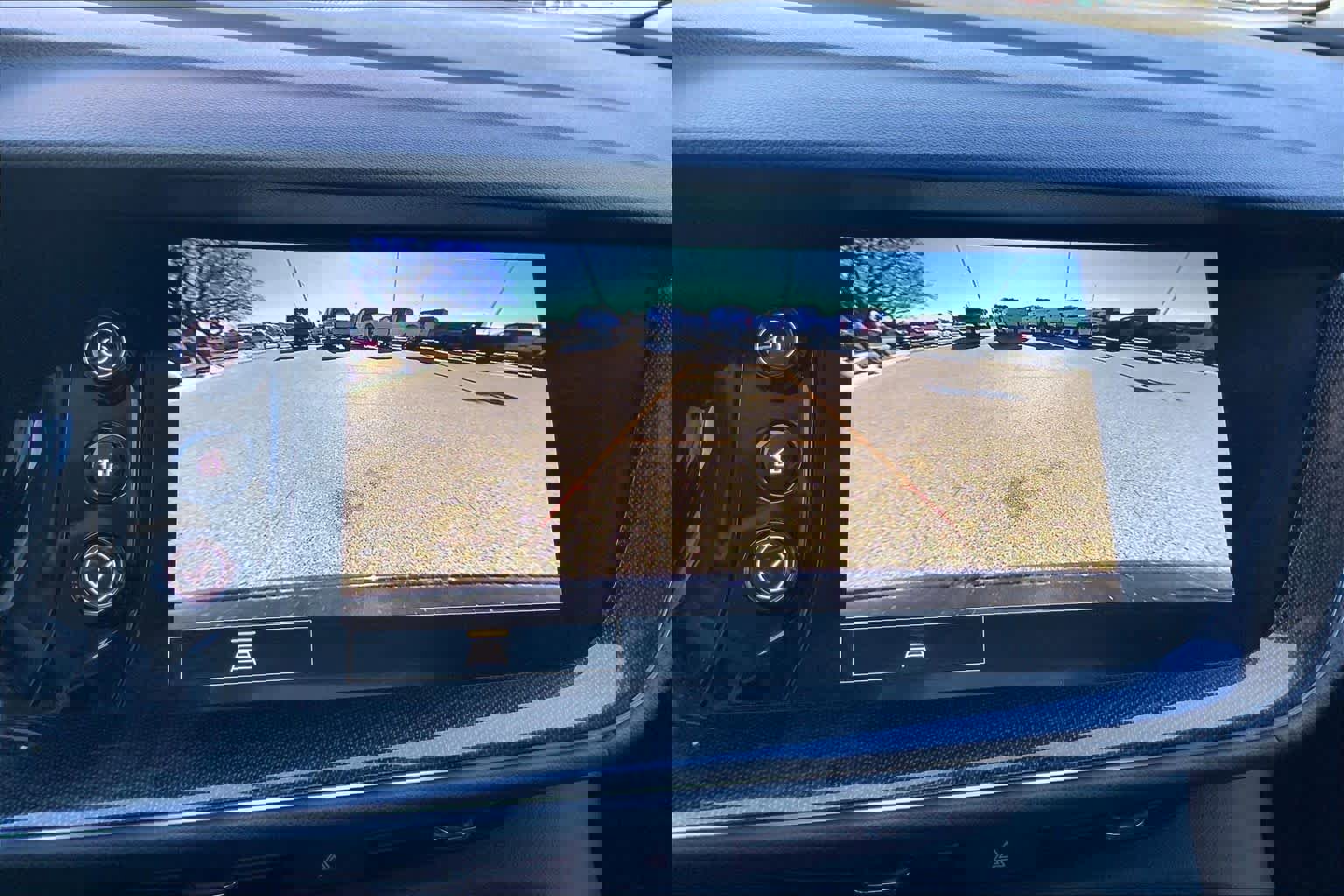 Used 2022 Buick Envision Preferred image 27