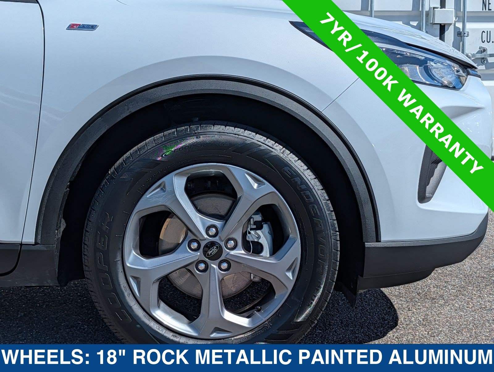 Certified 2025 Ford Escape ST-Line FWD image 12