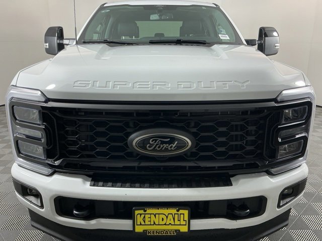 Certified 2025 Ford F350 Lariat w/ Black Appearance Package image 7