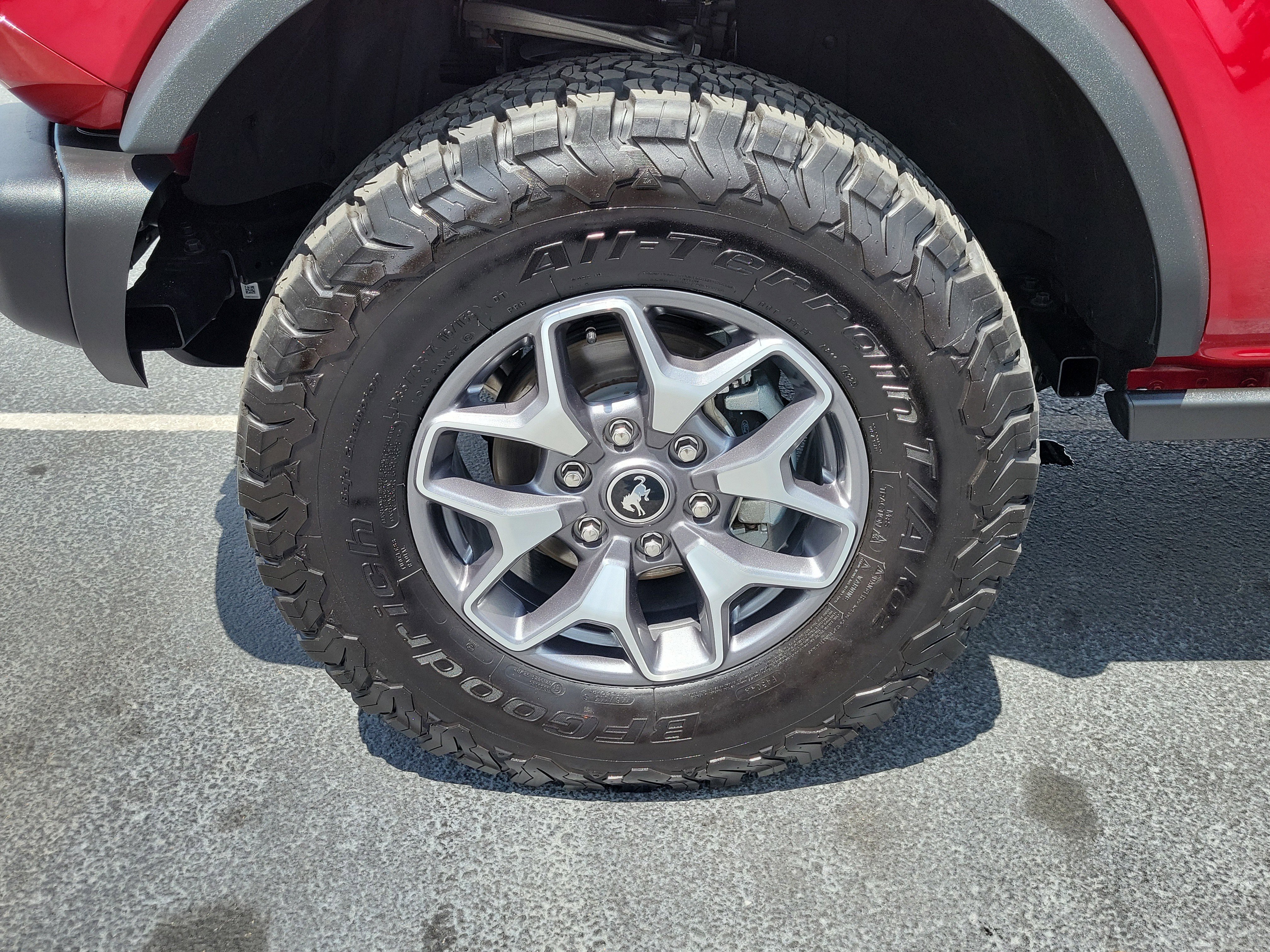 Certified 2025 Ford Bronco Badlands AWD/4WD image 5