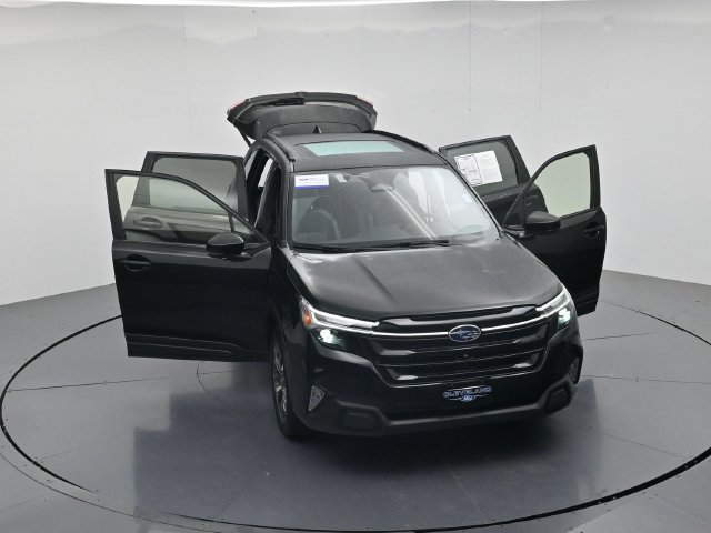 Used 2025 Subaru Forester Touring AWD/4WD image 41