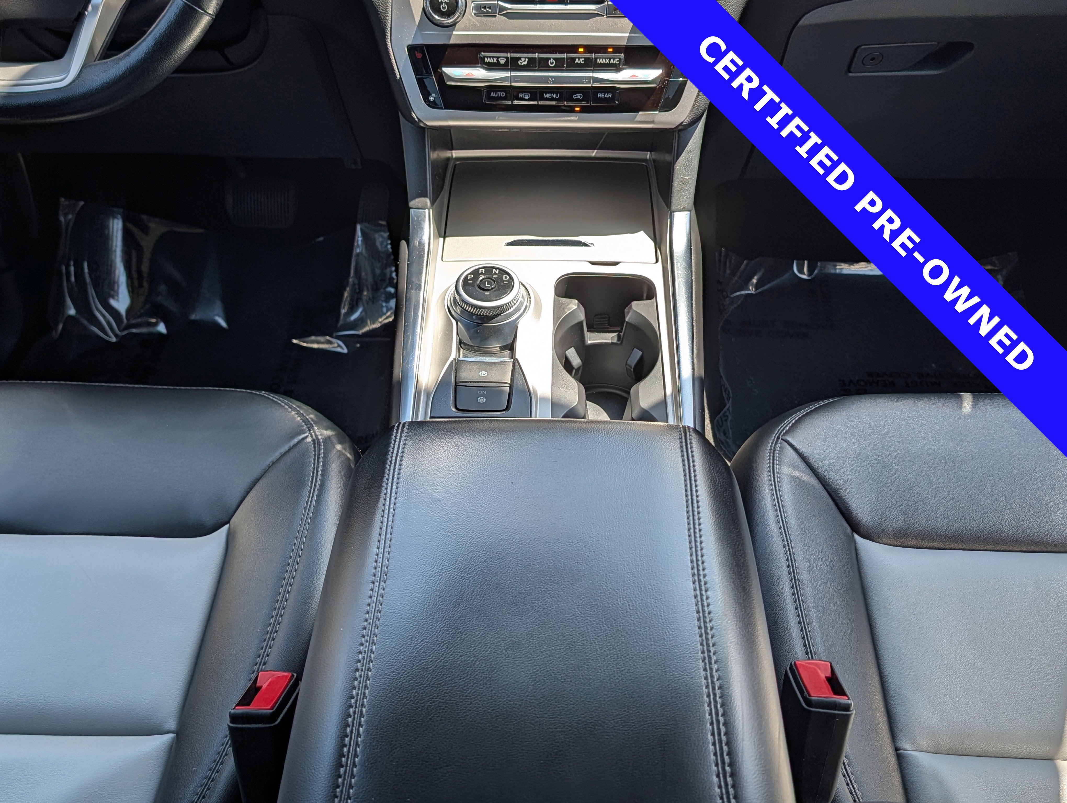 Certified 2022 Ford Explorer XLT w/ Equipment Group 202A AWD/4WD image 20