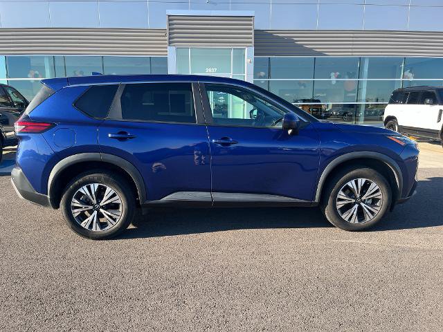 Used 2023 Nissan Rogue SV FWD image 4