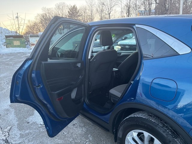 Certified 2022 Ford Escape SE w/ Convenience Package image 12
