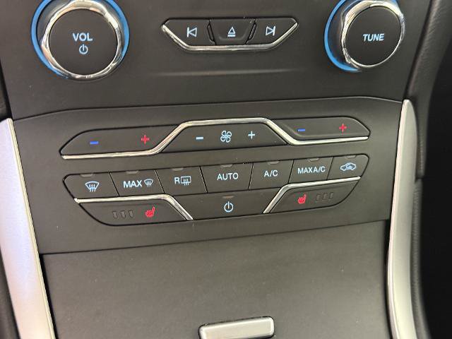 Certified 2018 Ford Edge SEL w/ Equipment Group 201A FWD image 21
