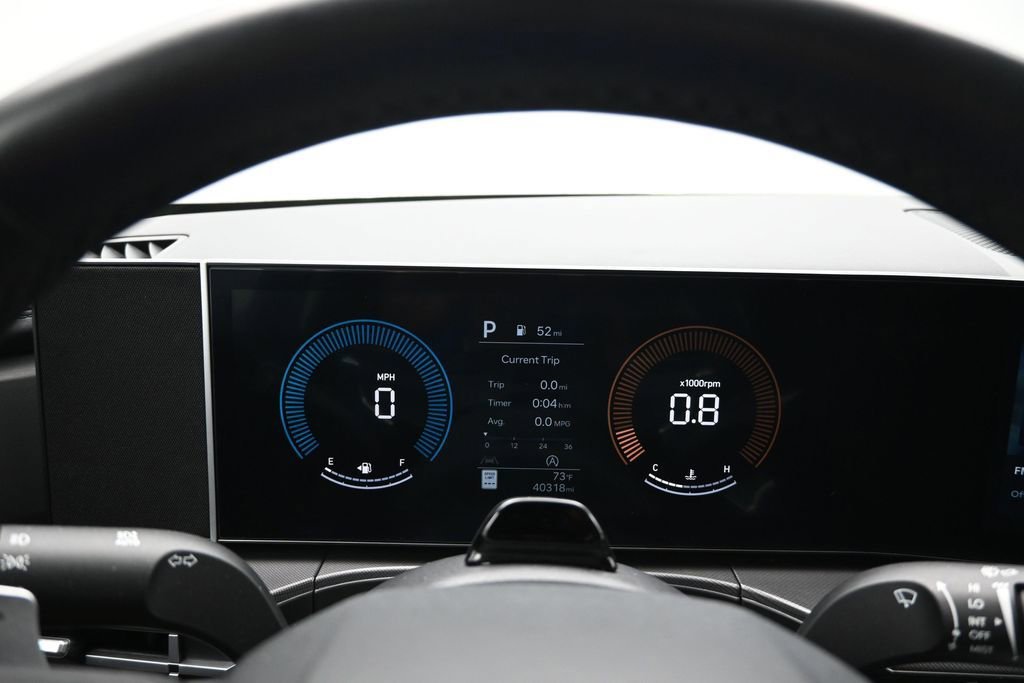 Used 2025 Hyundai Santa Fe SEL FWD image 19