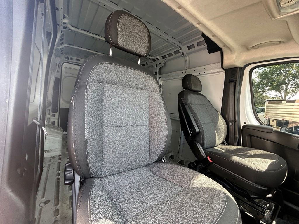 Used 2023 RAM ProMaster 2500 w/ Convenience Group image 25