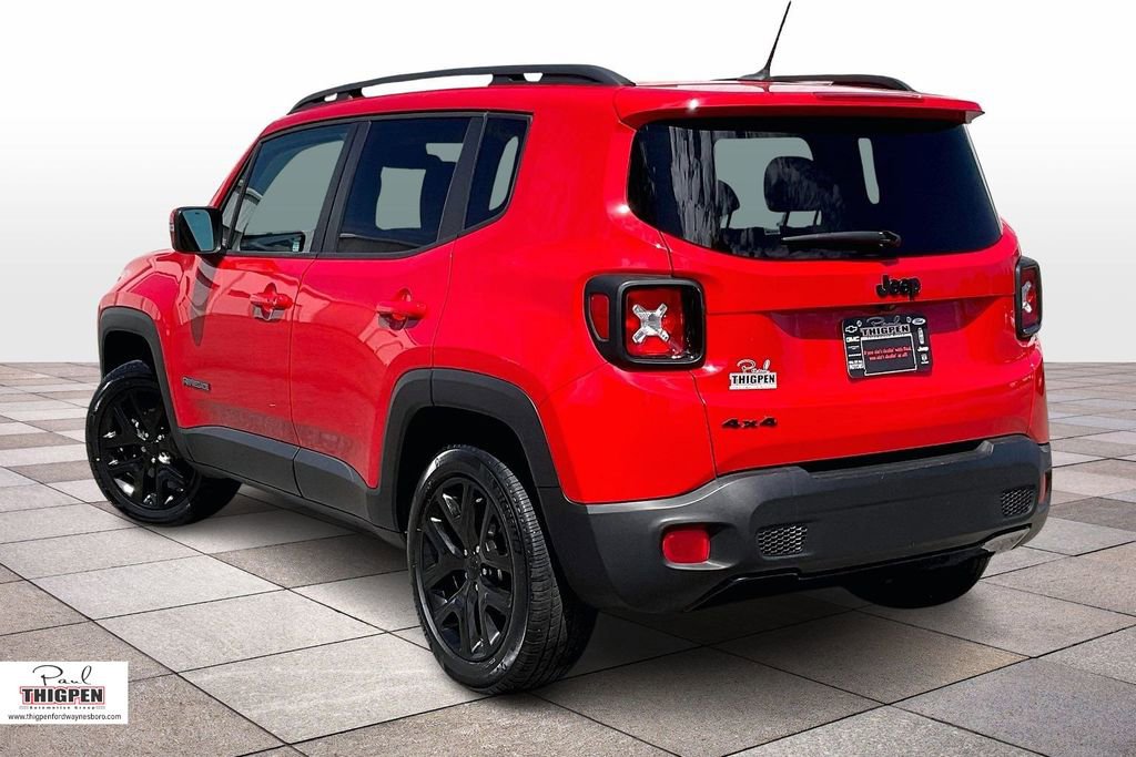 Used 2017 Jeep Renegade Altitude image 2