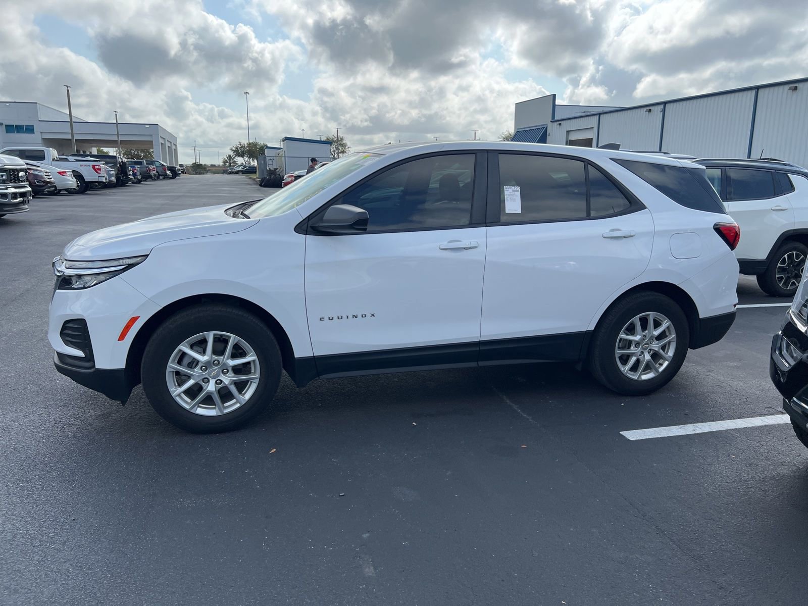 Used 2024 Chevrolet Equinox LS image 5